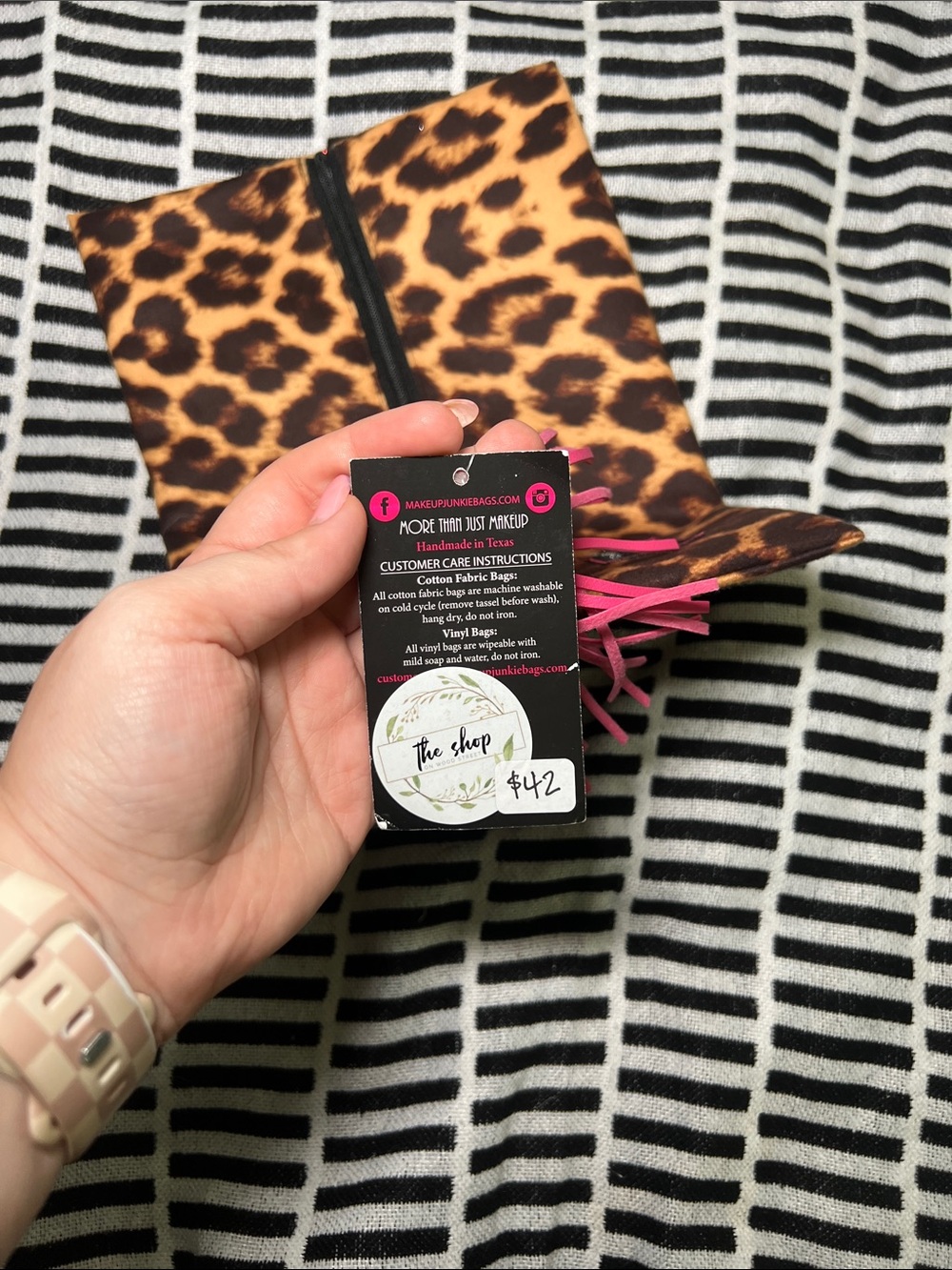 Bundle of 2! Leopard Print Cosmetic Pouches Set with Pink Tassel Accent - Picture 5 of 6